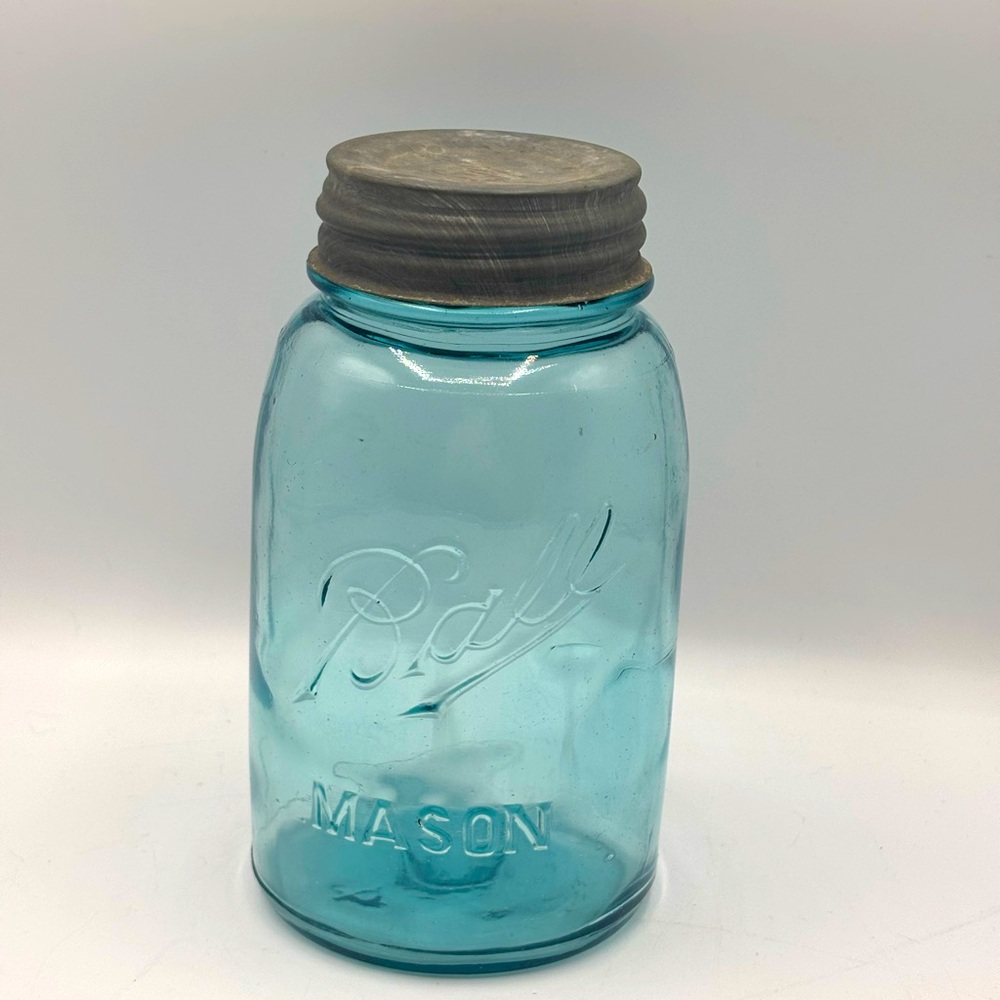 Rare 1900's Ball blue Mason qt.jar.